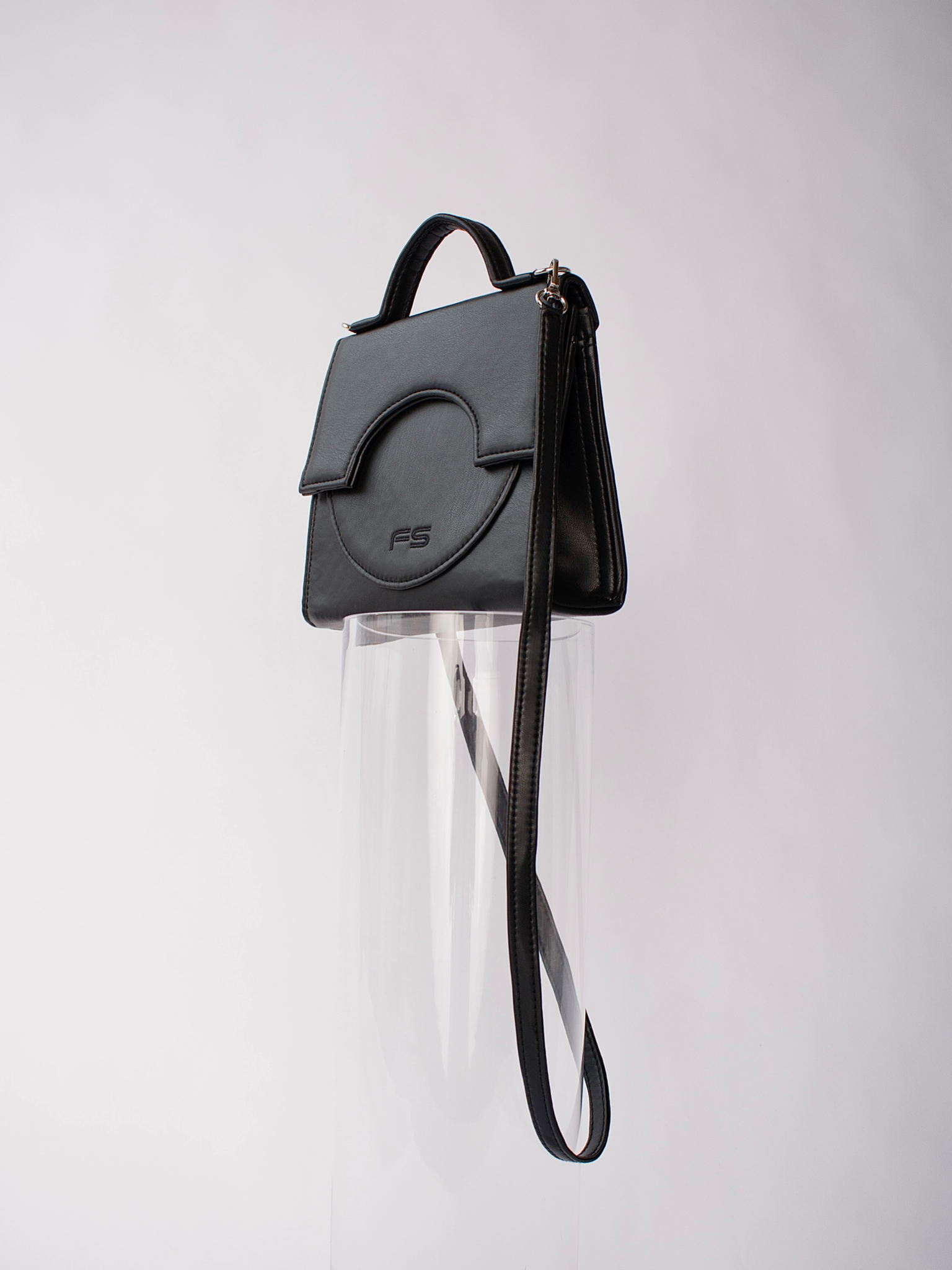 MINI ARCH - BLACK VEGAN LEATHER BAG